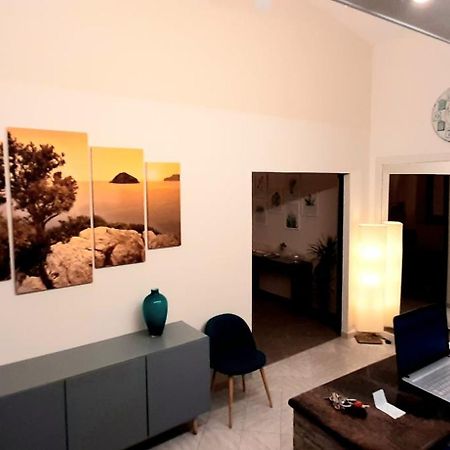 Hotel Malibu Споторно Екстериор снимка