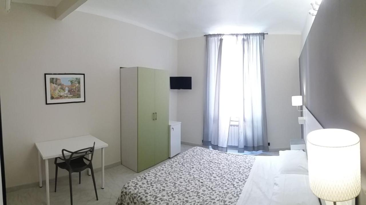 Hotel Malibu Споторно Екстериор снимка