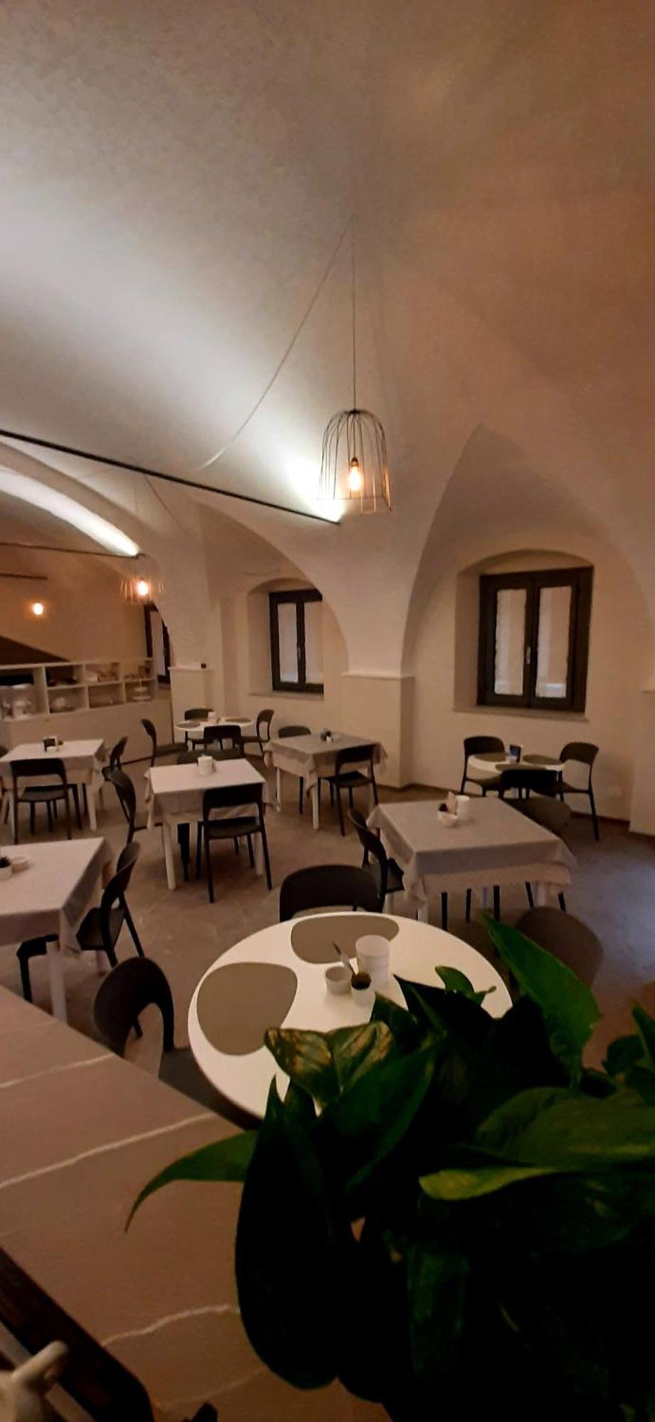 Hotel Malibu Споторно Екстериор снимка