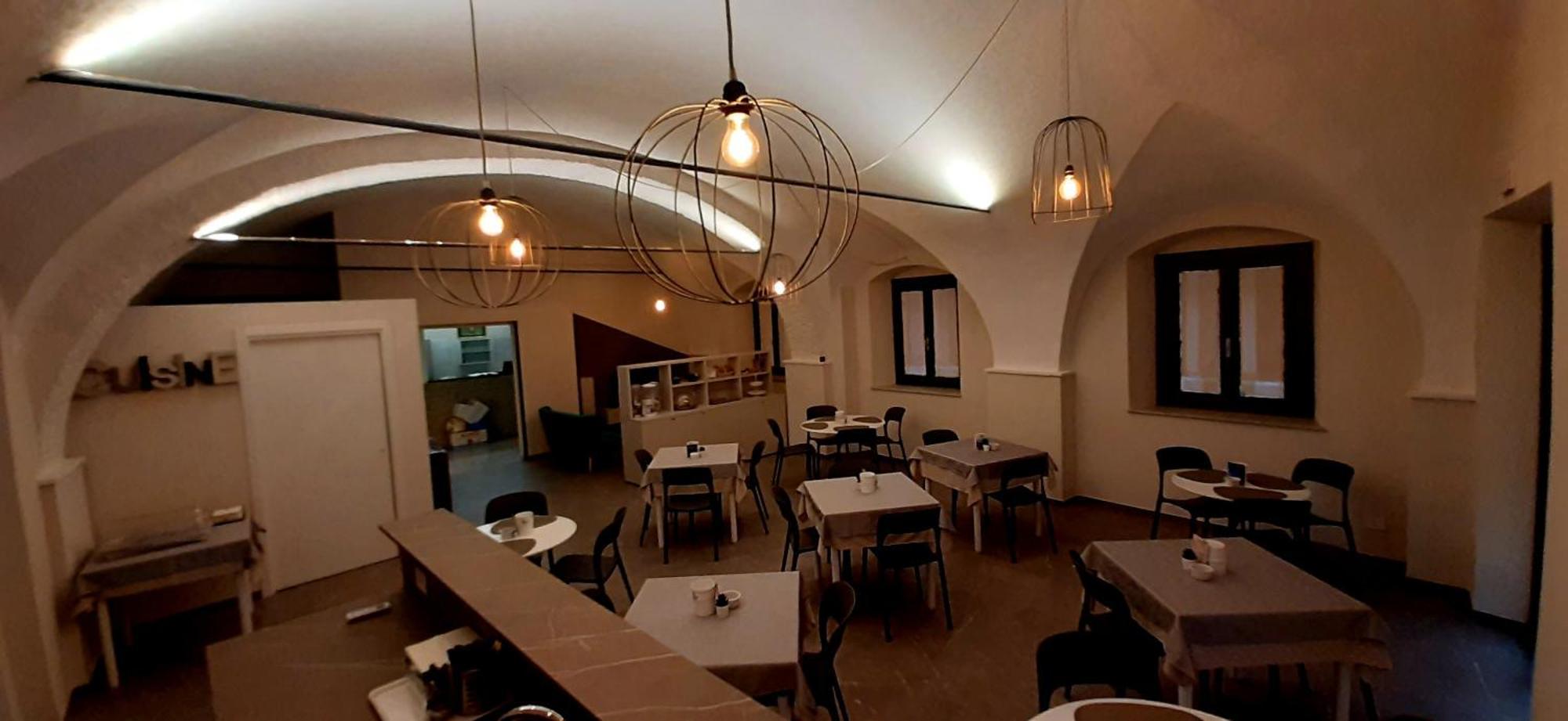 Hotel Malibu Споторно Екстериор снимка