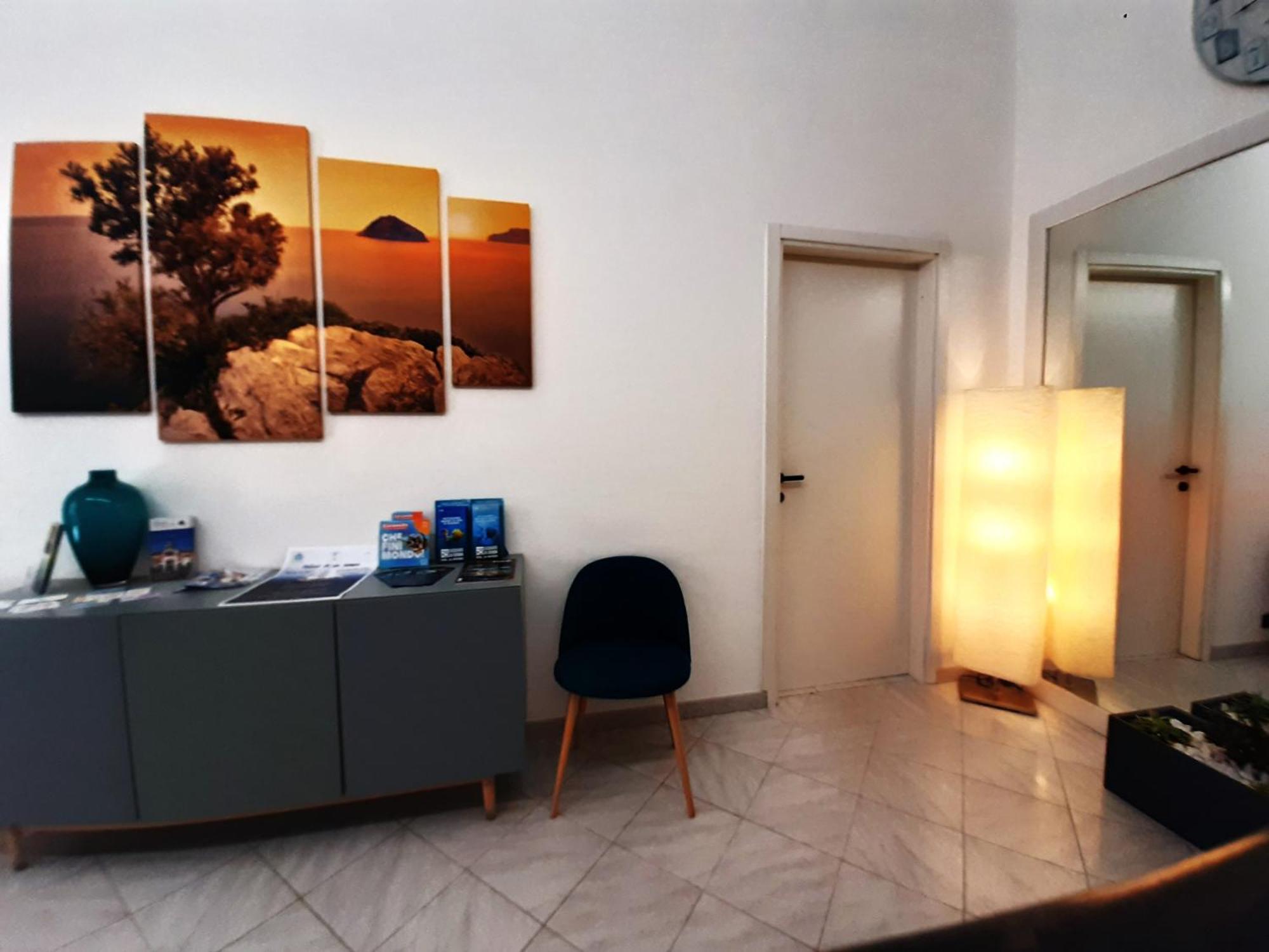 Hotel Malibu Споторно Екстериор снимка